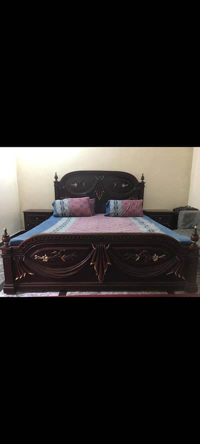 Chiniot wood king size bed