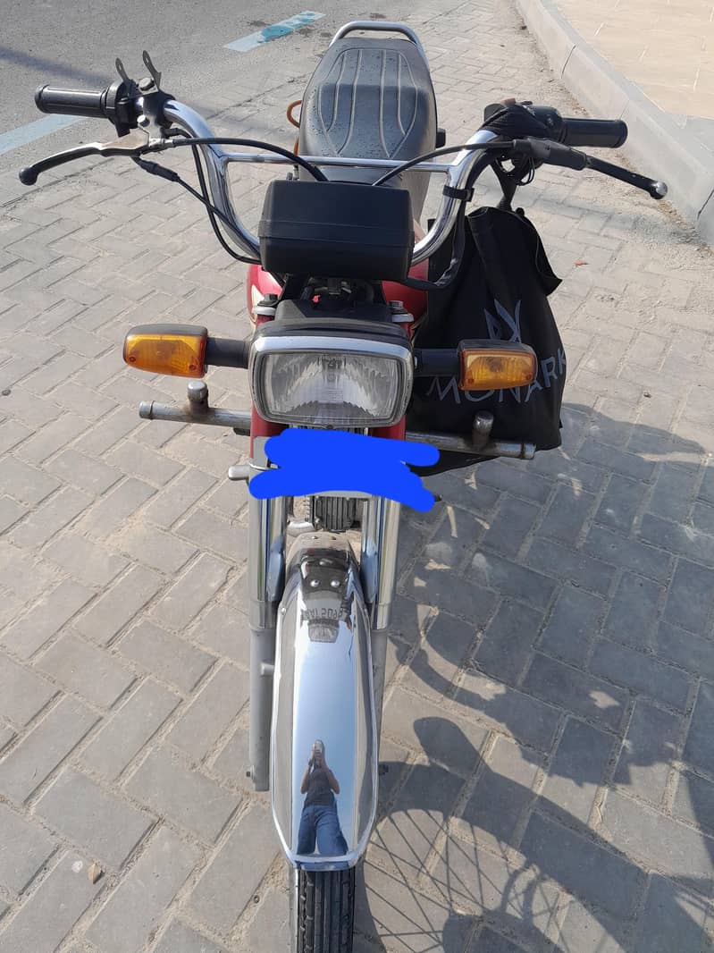 Honda CD70 0