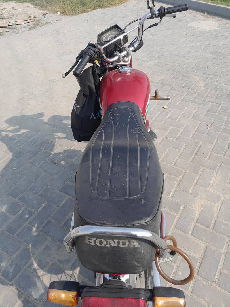 Honda CD70 1