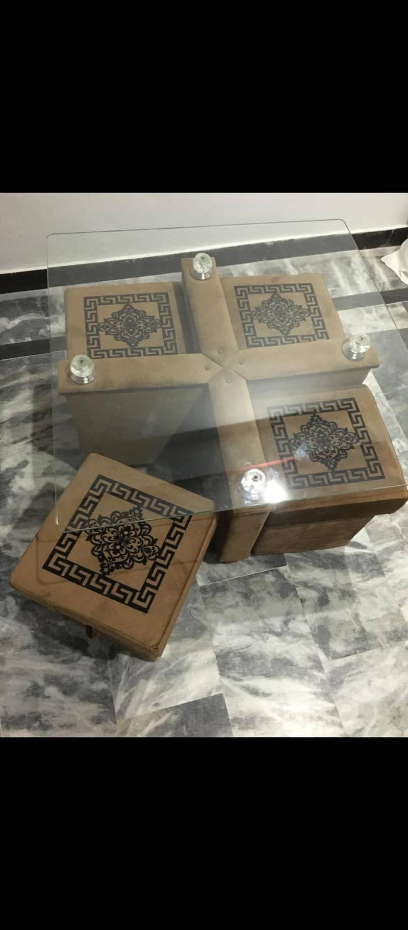 Small dinning table 0