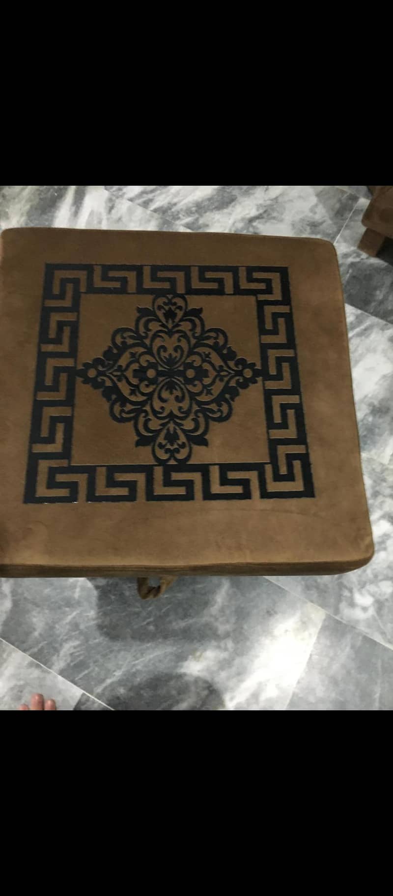 Small dinning table 4