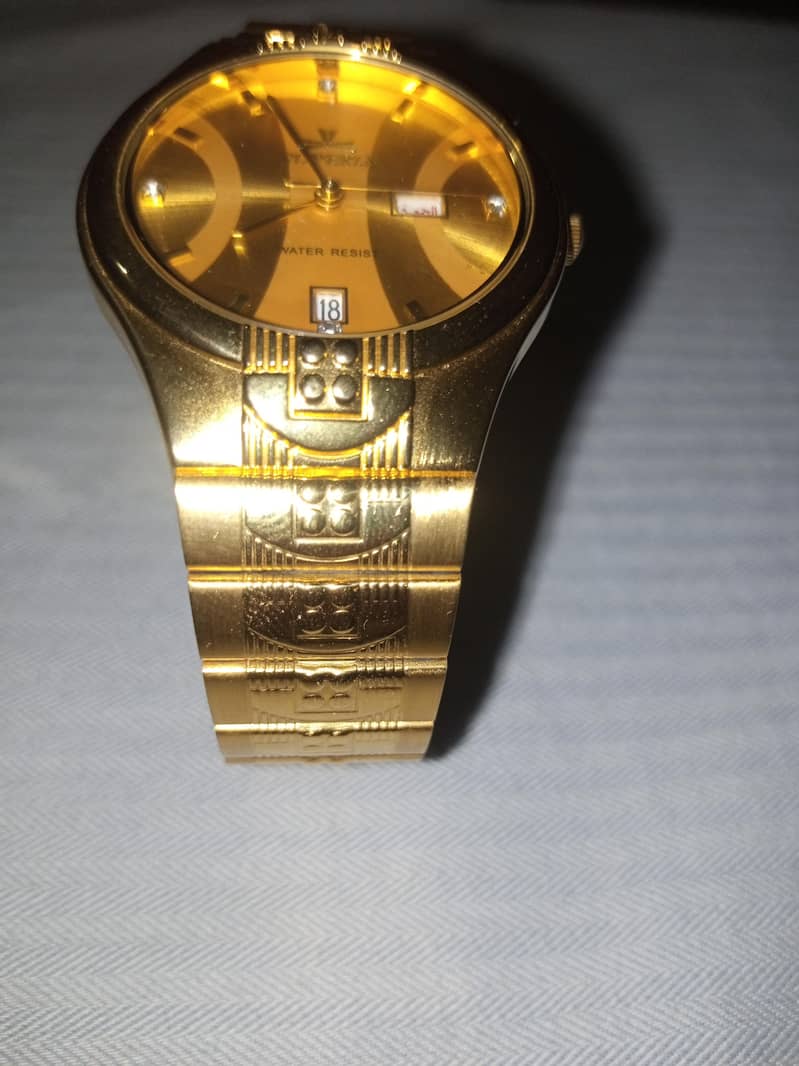 Superus Watch 1