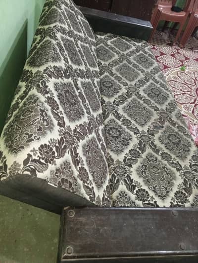 Urgent sell krna h  03173032394