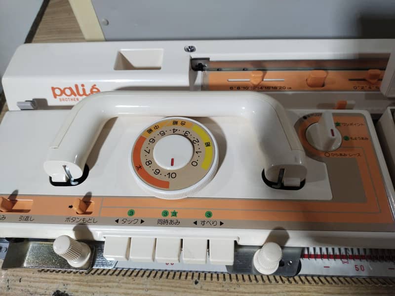 singer knitting machine 8