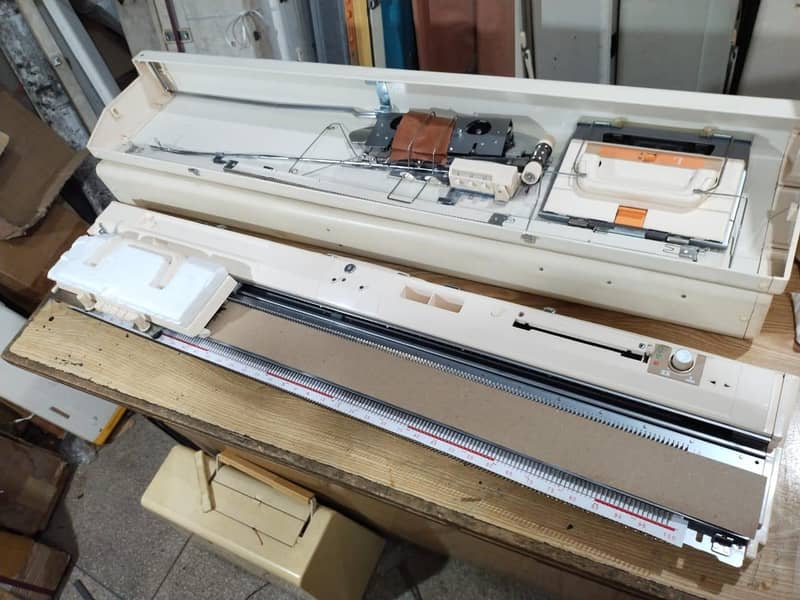 singer knitting machine 13