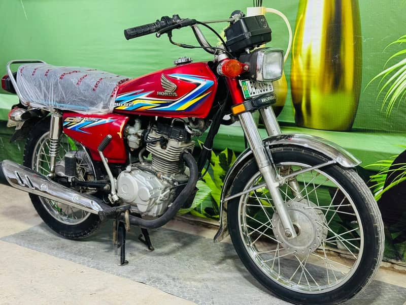 2018 model 125 - Standard - 1107489164