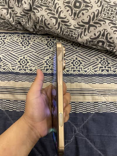 Apple iPhone 16 Pro Max  pta 256 gb FU with box