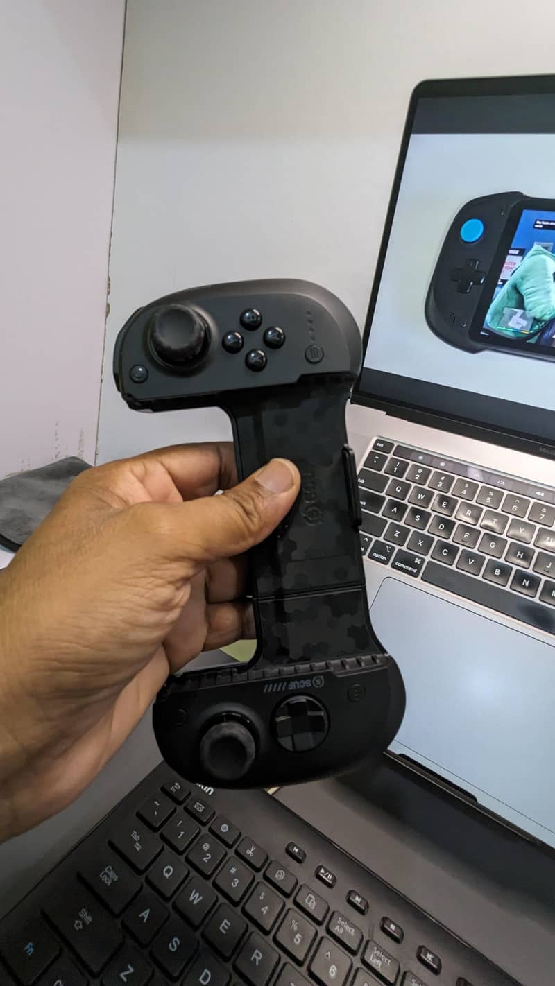 Scuf Nomad Controller for Iphones 5