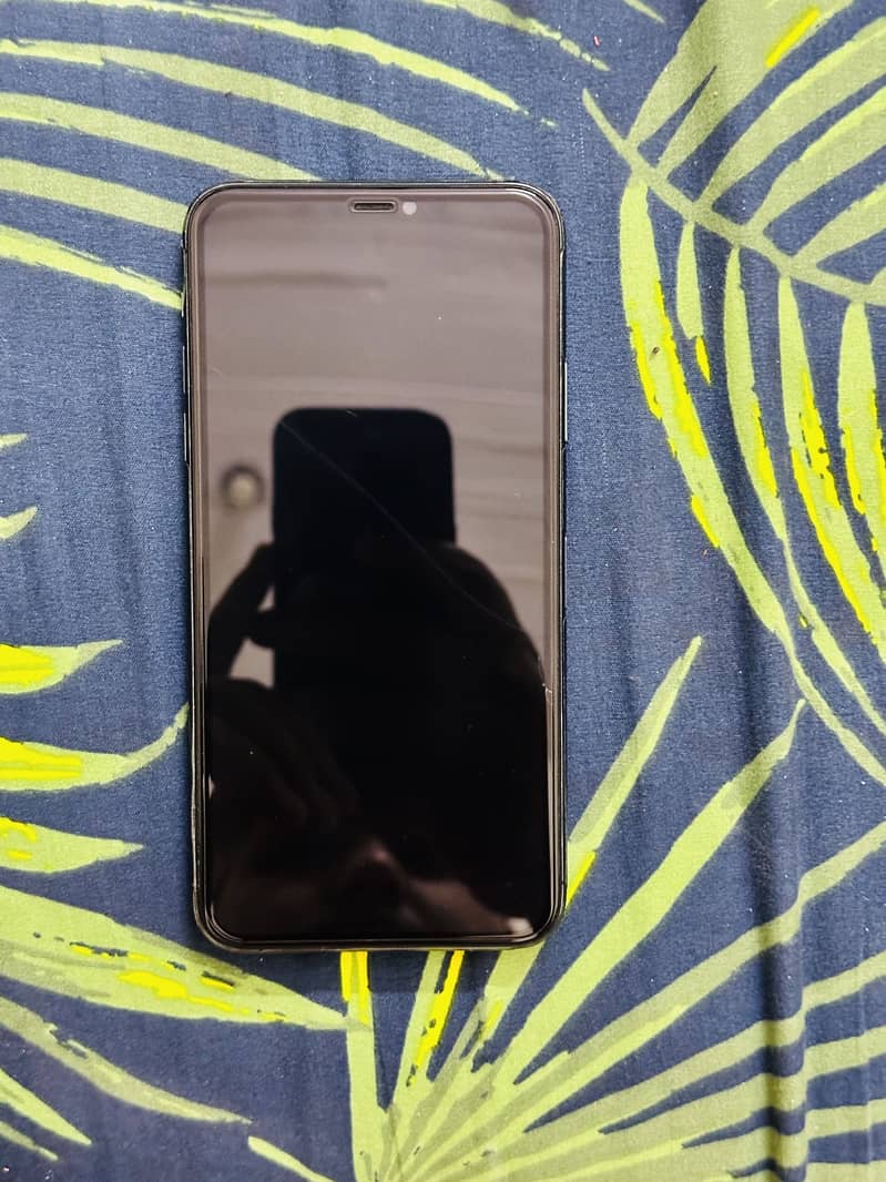 IPHONE 11pro max Bypass 5