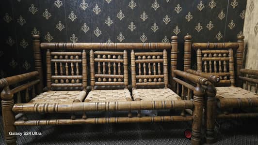 5 Seater wooden Sofa/ Cultural Mora With tables in excellent condition