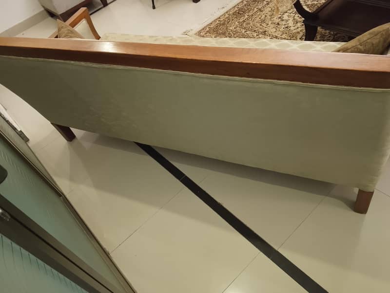 3 SEATER SOFA 5