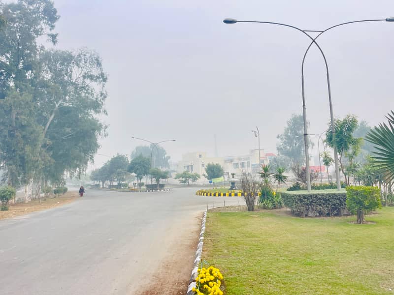 10 Marla Plot Available For Sale 8