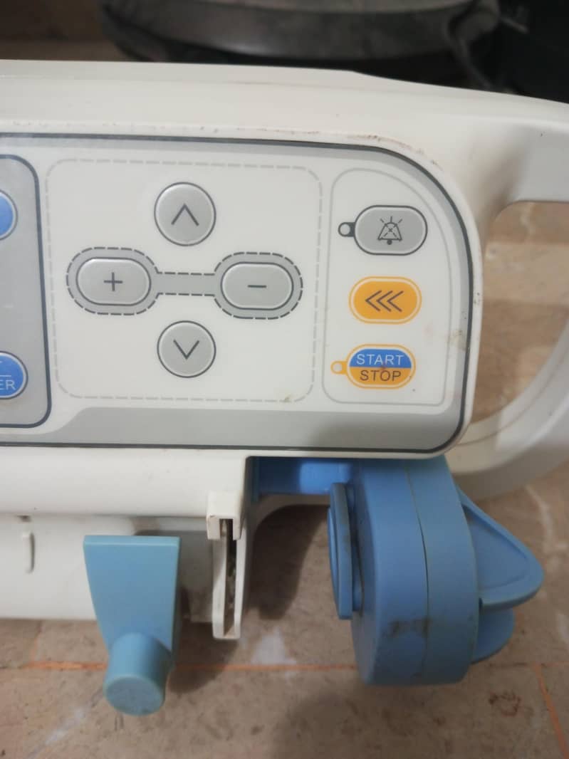Syringe Pump machine 3