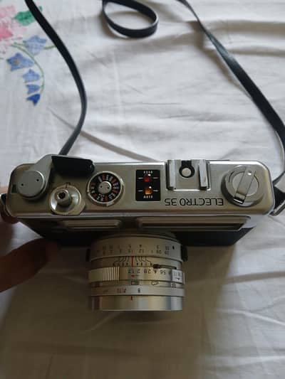 Antique Cameras package in very low price