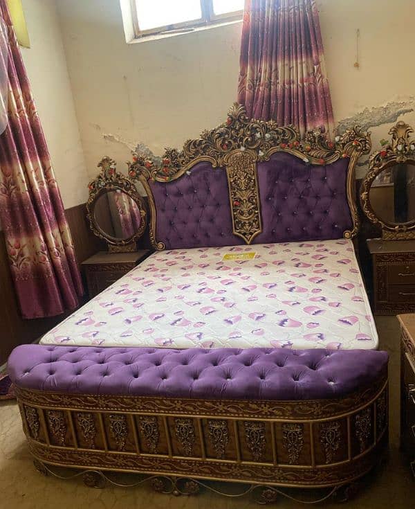 King size Bed 6.5 by 6 feet 0