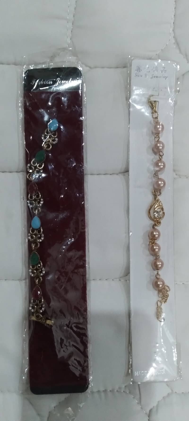 artifical hand bracelet 0