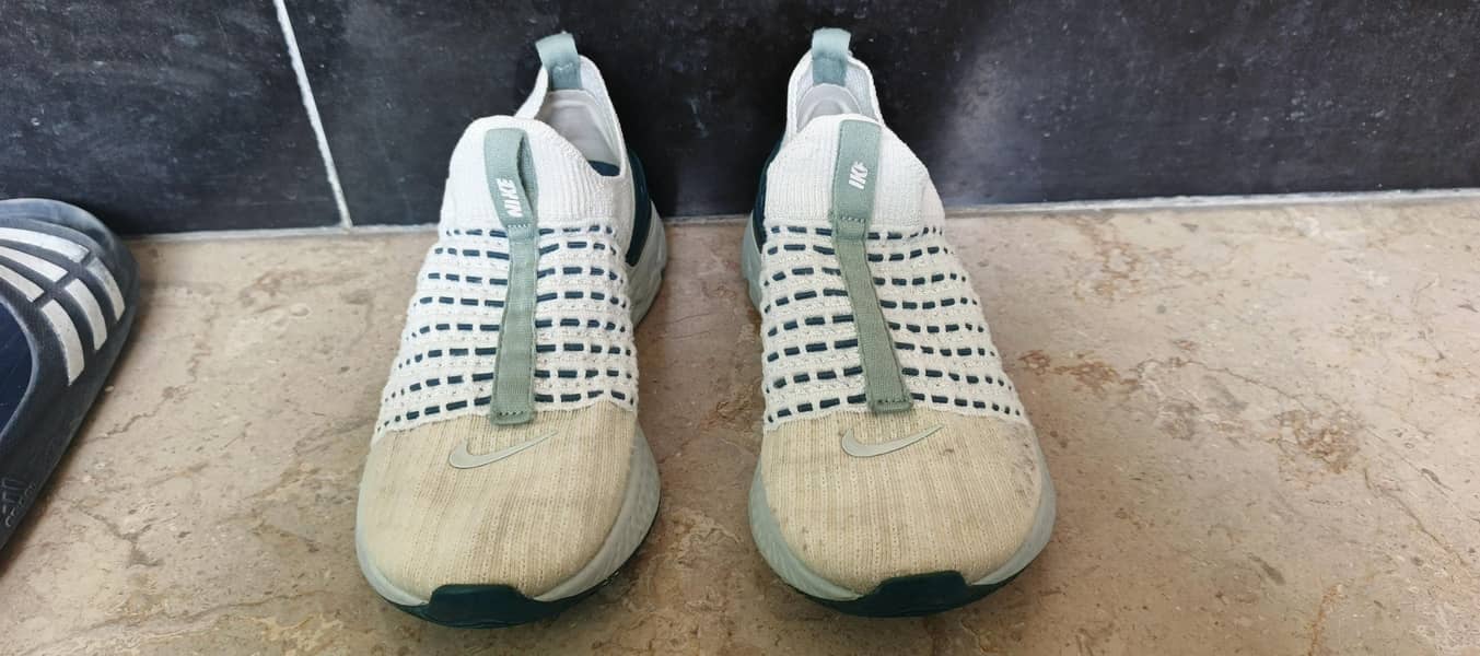 NIKE REACT RUNNING SHOES 0