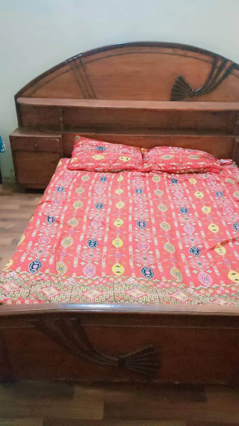 double bed 0