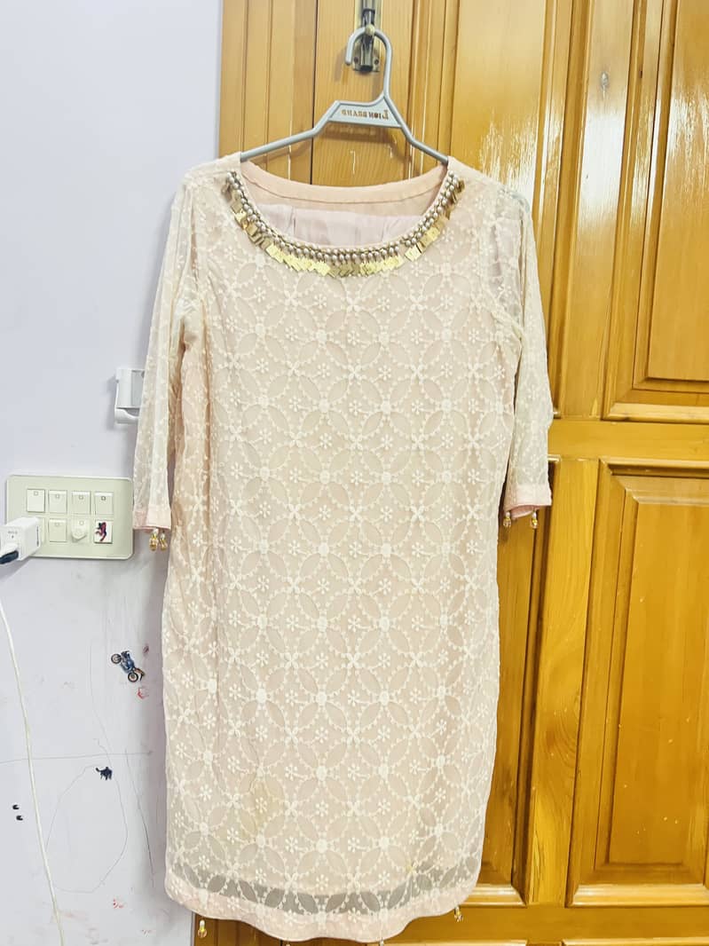 Lawn suits 1500 each 2