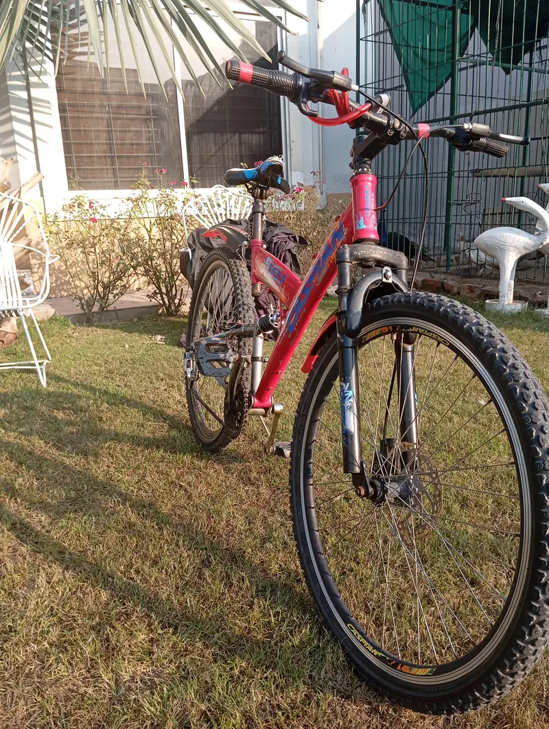 Full size caspian cycle. Red colour very elegant. . very reliable. — photo 3