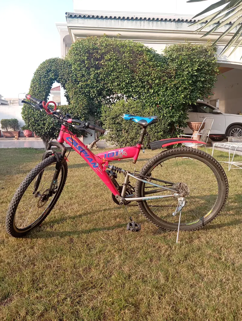 Full size caspian cycle. Red colour very elegant. . very reliable. — photo 5