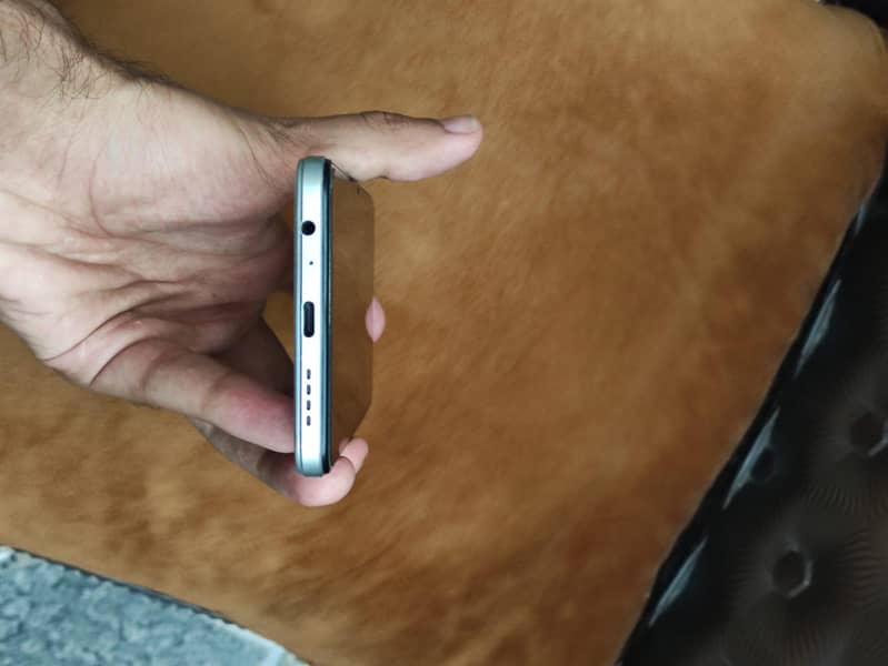 Infinix Note 11 4