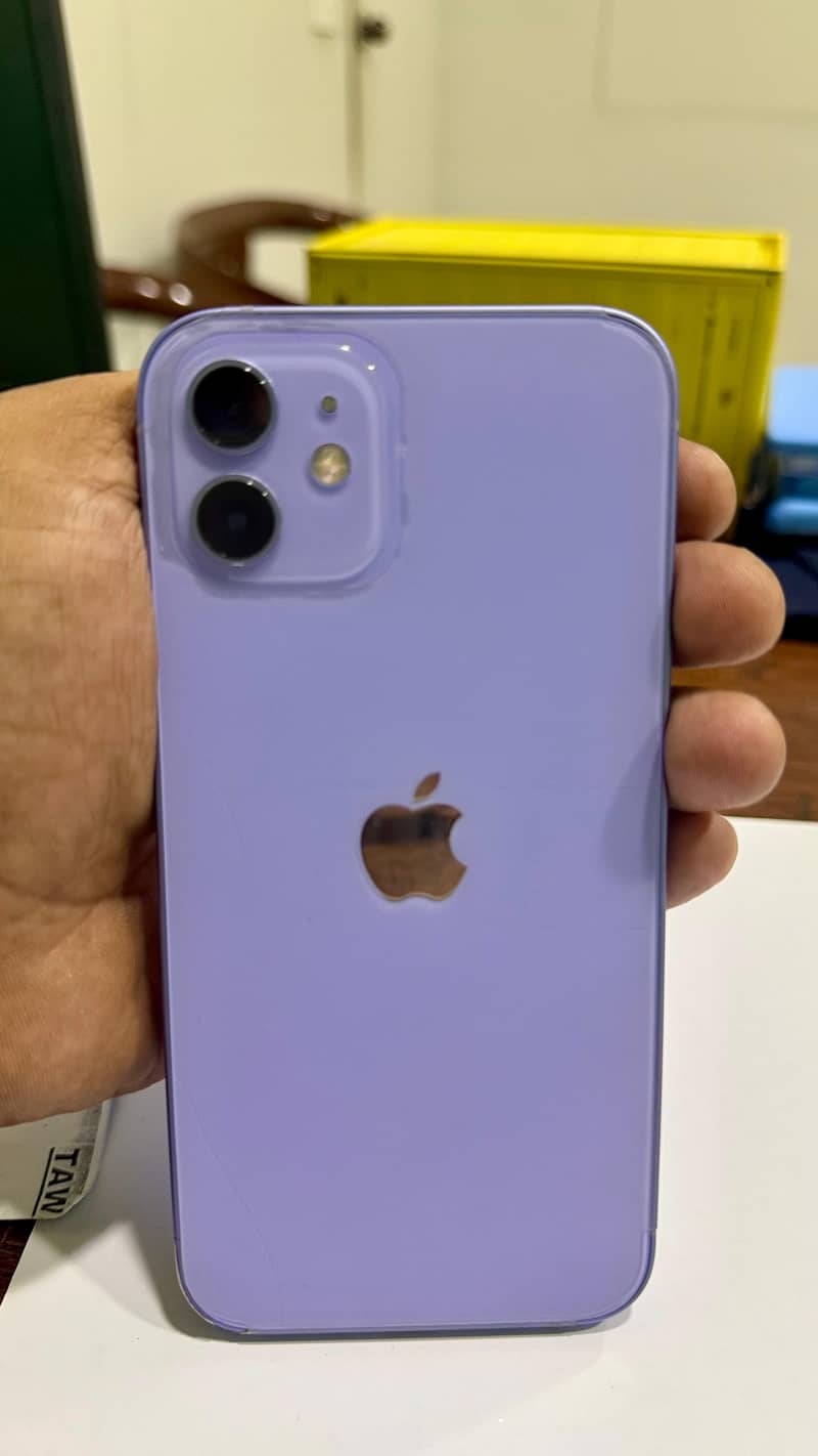 Apple iPhone 12 0