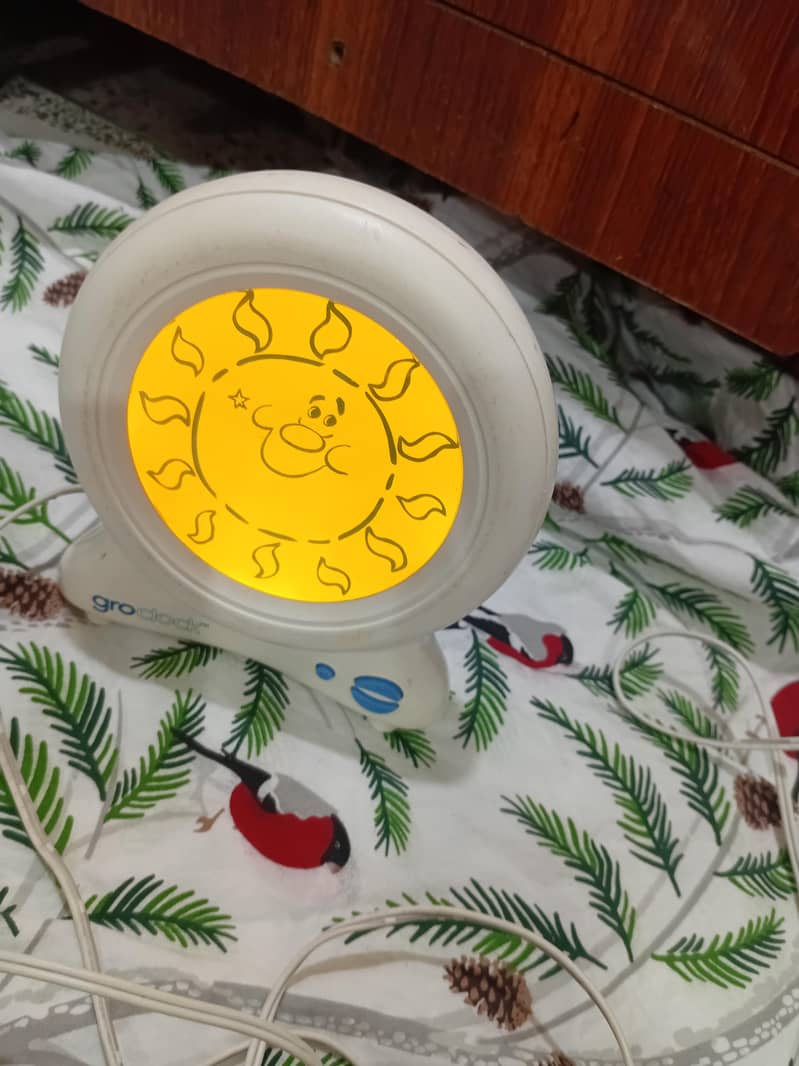 Different Wall Clock And Table Clock 0