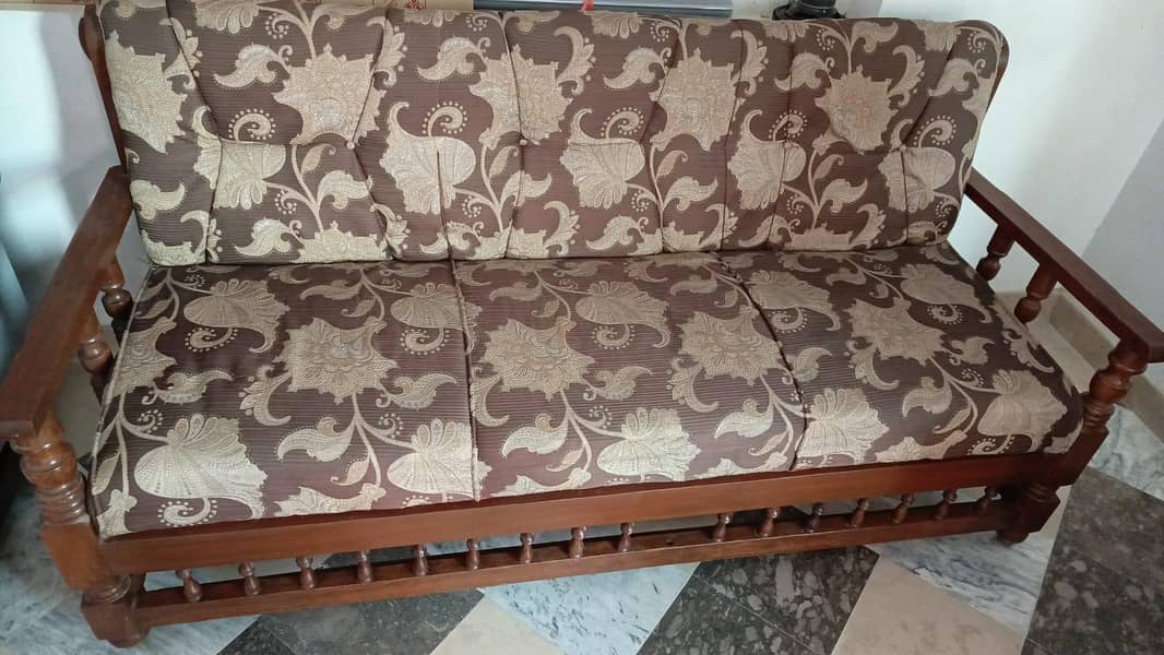in good condition . 4