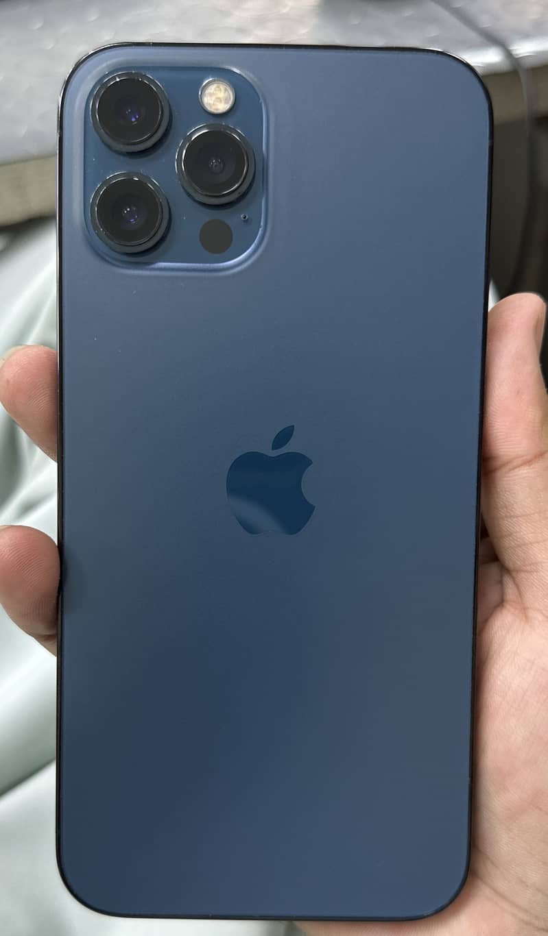 iPhone 12 Pro Max 0