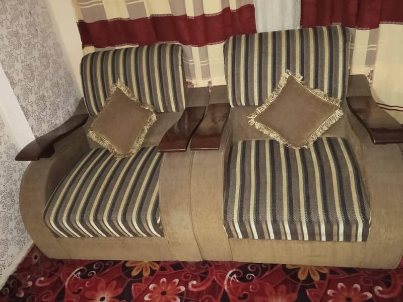5 seater sofas 1