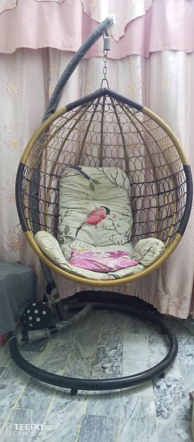 5 month hue he liye hue new he bilkul  used nh hua h