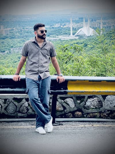 Muhammad Zeeshan 