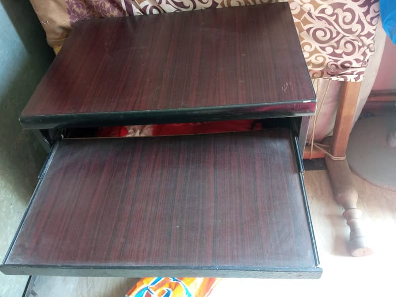 Wooden Computer Table 3