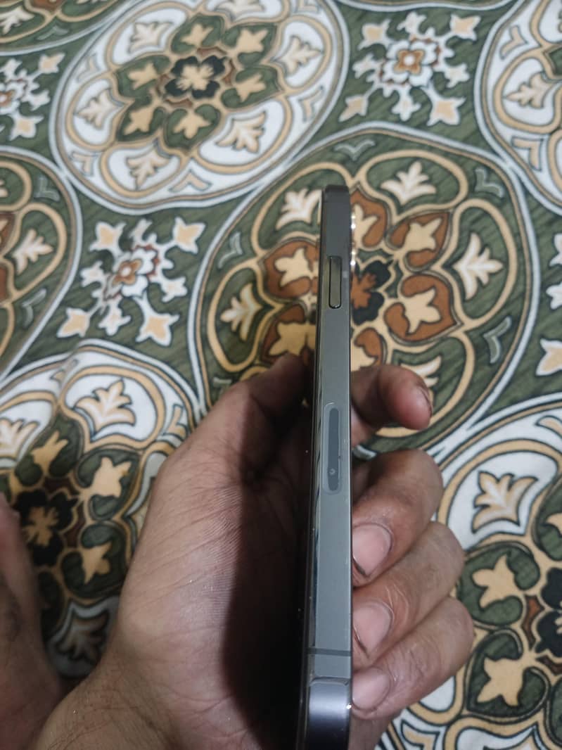 iPhone 12 Pro 128GB JV Model  Non PTA Full Genuine 4