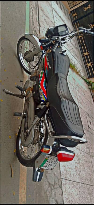 HONDA CD70 1ST HAND FOR SALE
