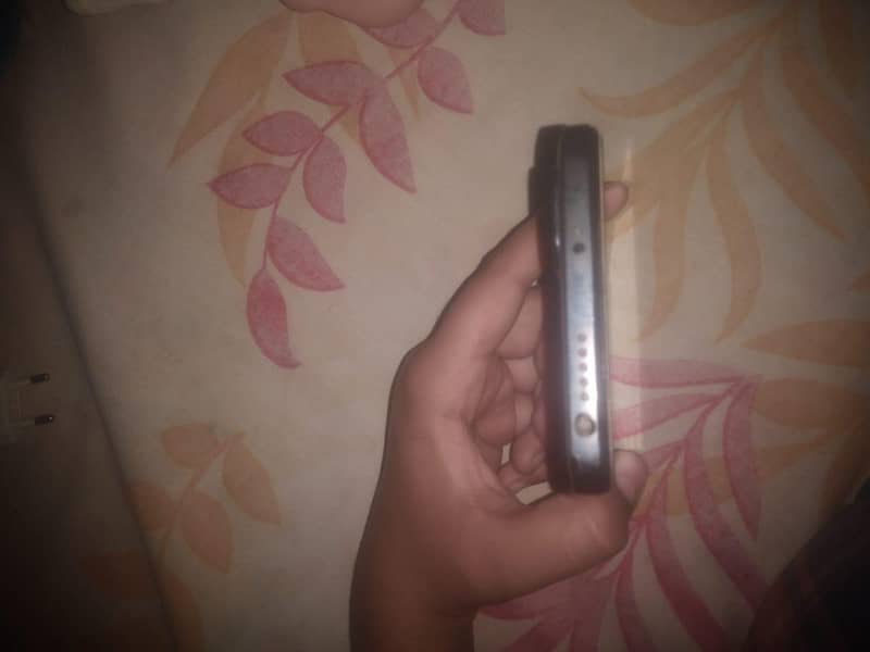 redmi note 11 Android phone full good condition PUBG 60 fps . 4