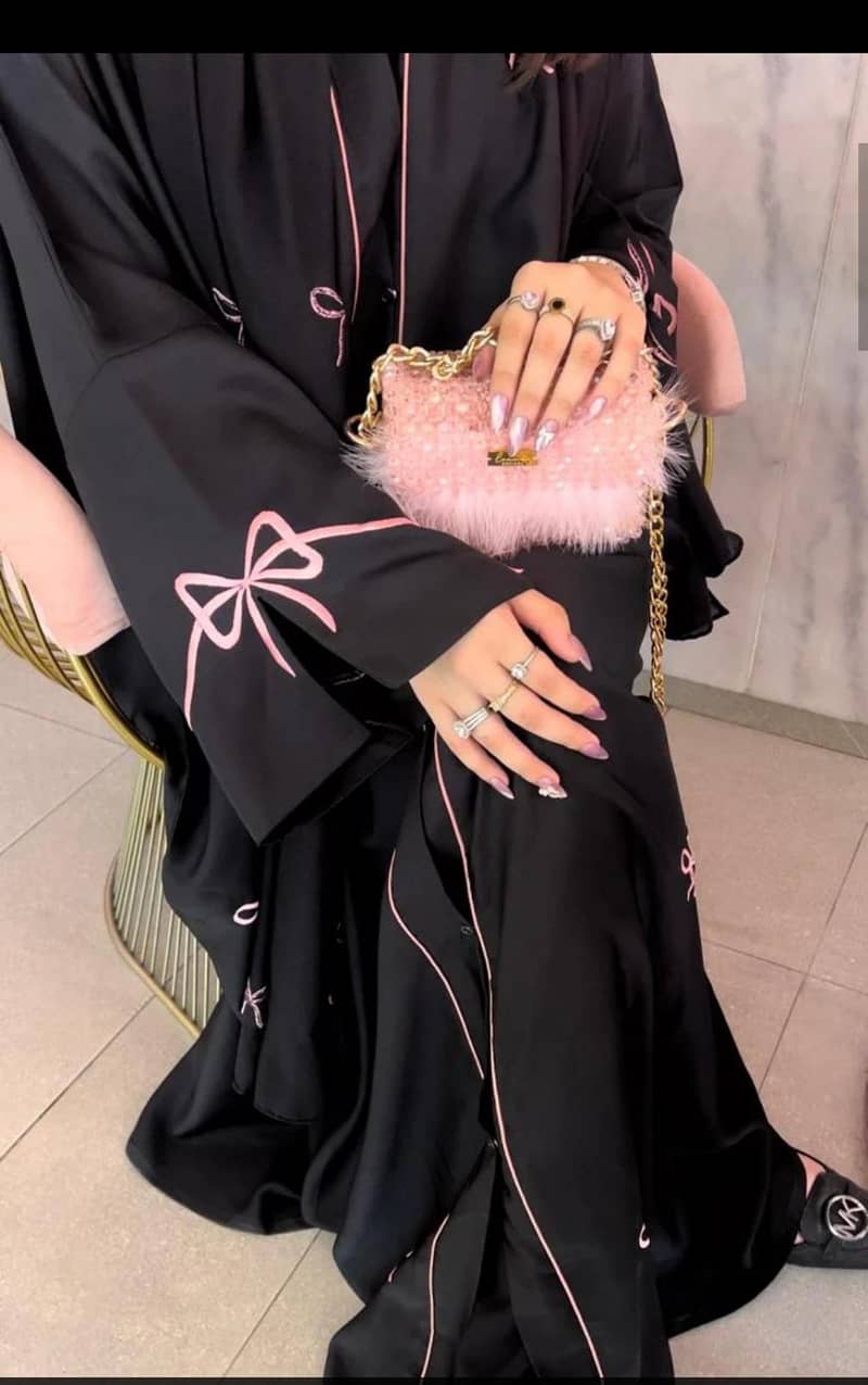 Bow Abaya 1