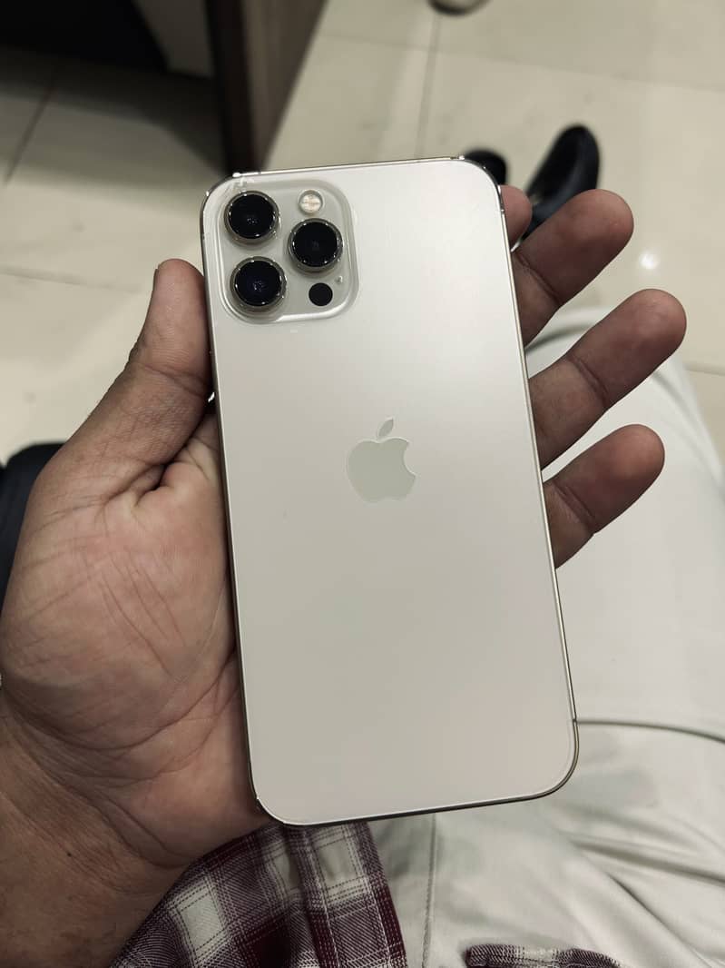 Iphone 12 pro max 0