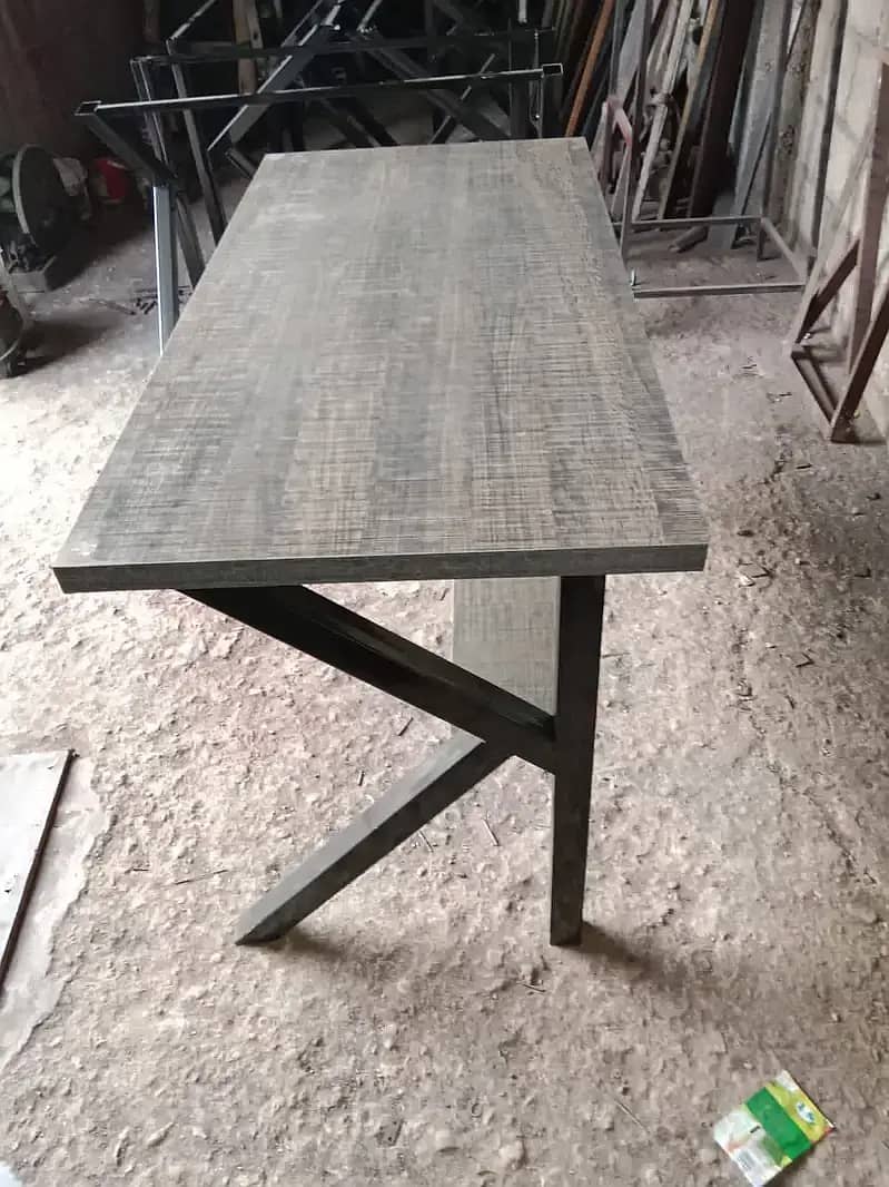 Computer Table. Study Table. Workstation for Home and Office. 4