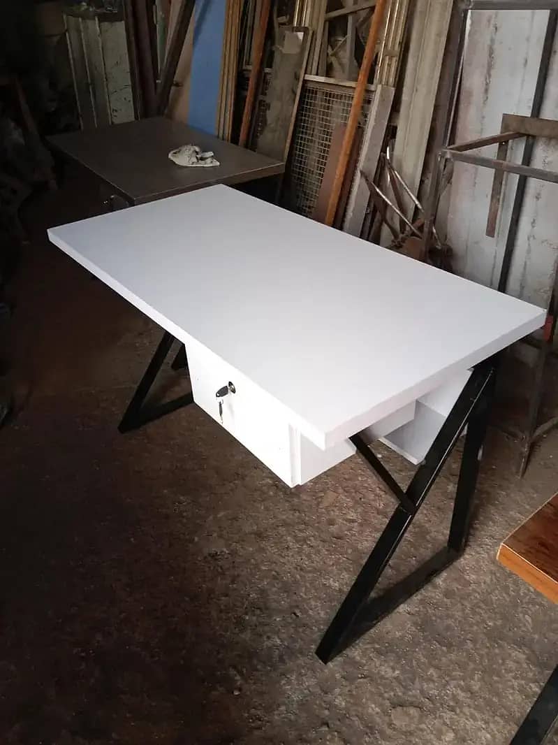 Computer Table. Study Table. Workstation for Home and Office. 8