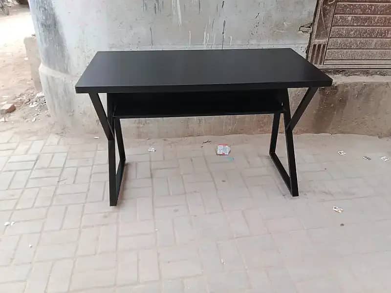 Computer Table. Study Table. Workstation for Home and Office. 9