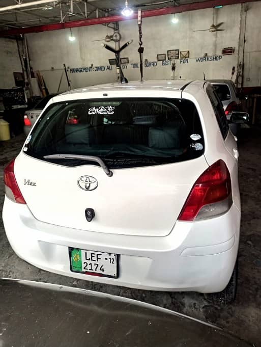 Vitz 2009 model 2012 regerd White color 6