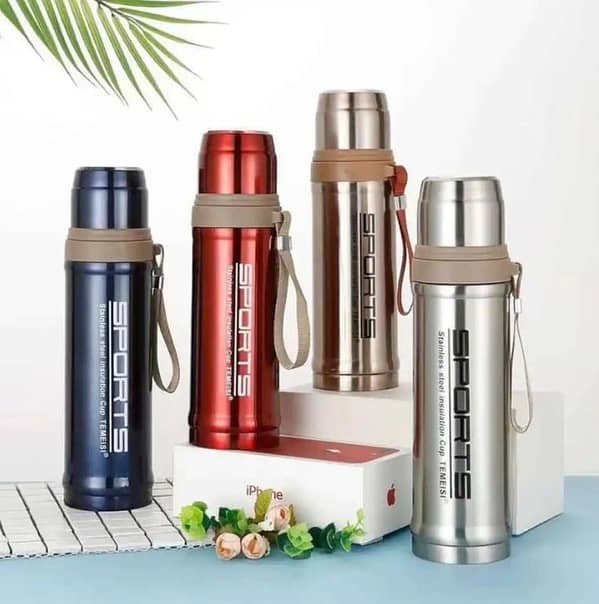 Sports Vaccum  Flask Water Bottle 750 ML  Stainless Steel- Hot And Cool Thermos