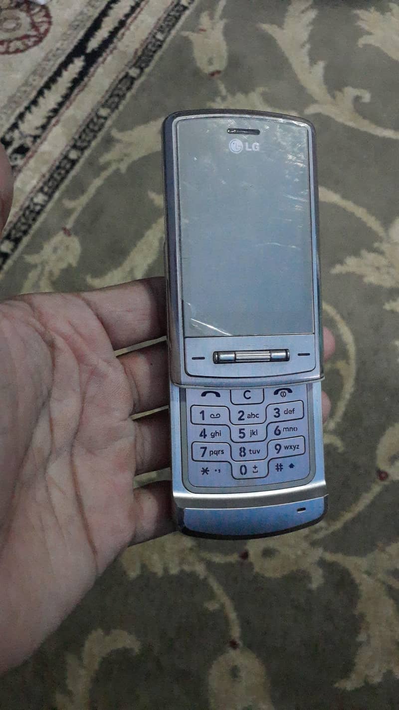 LG slide - Mobile Phones - 1106484593