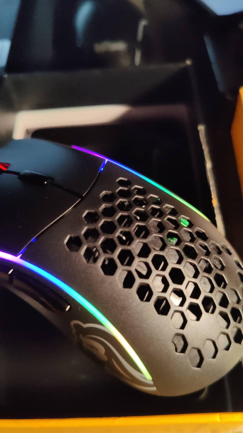 Glorious Model D Wireless 3