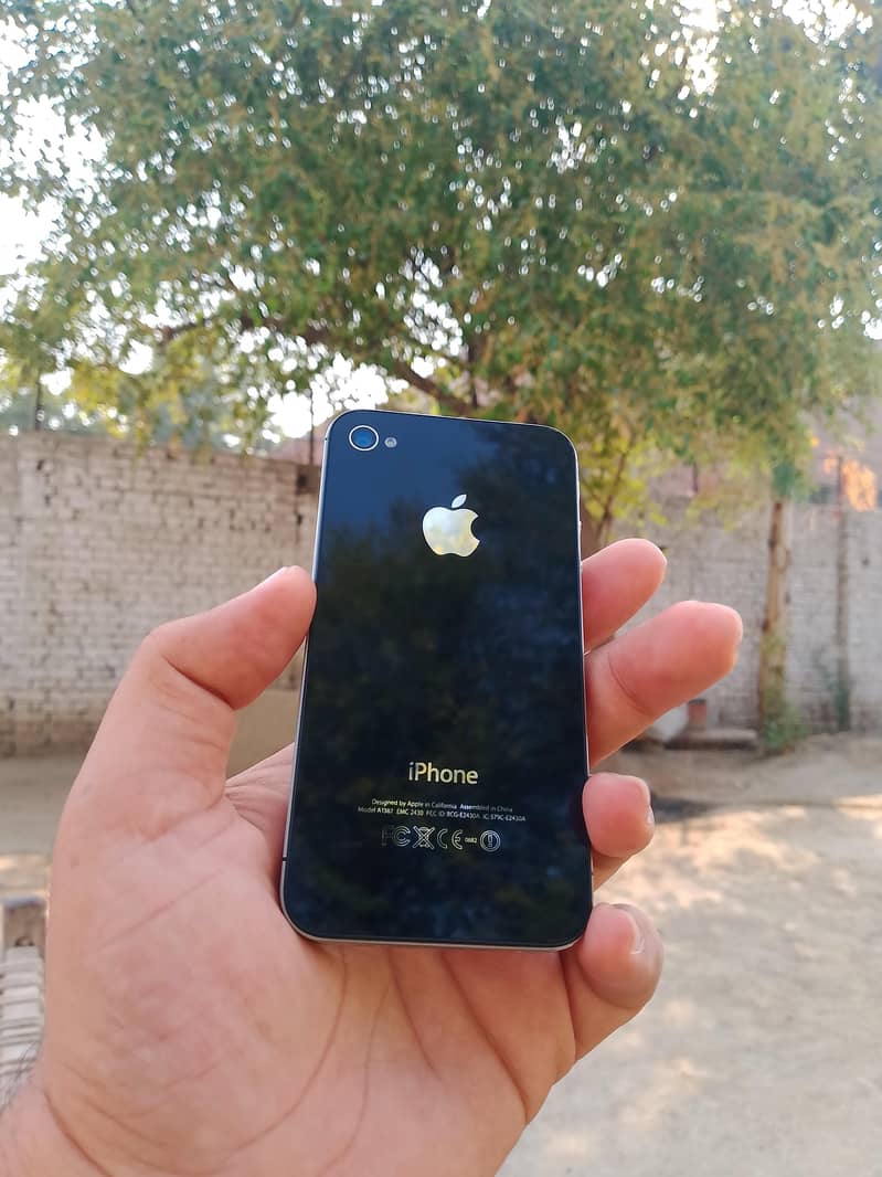 Iphone 4S 0