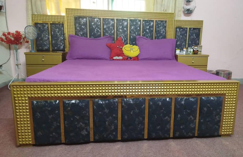 Bed Set with Side Table & Dressing 0