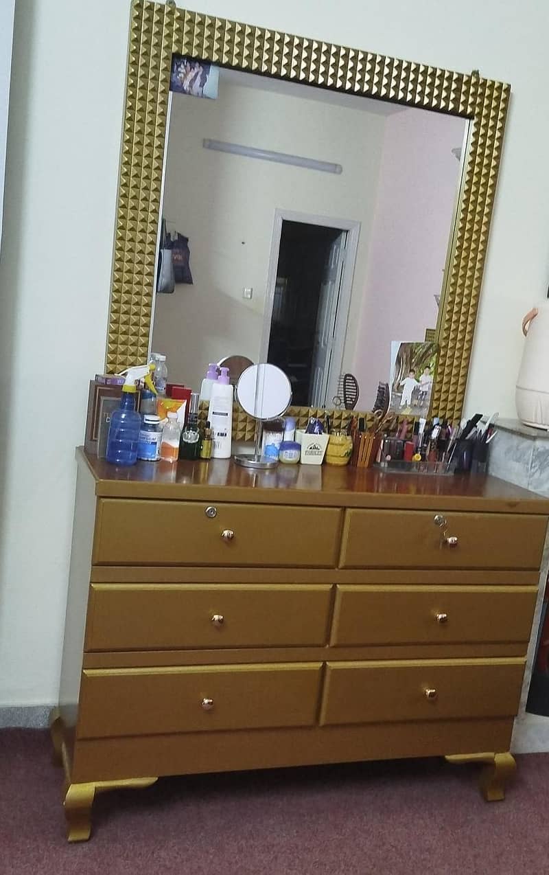 Bed Set with Side Table & Dressing 1