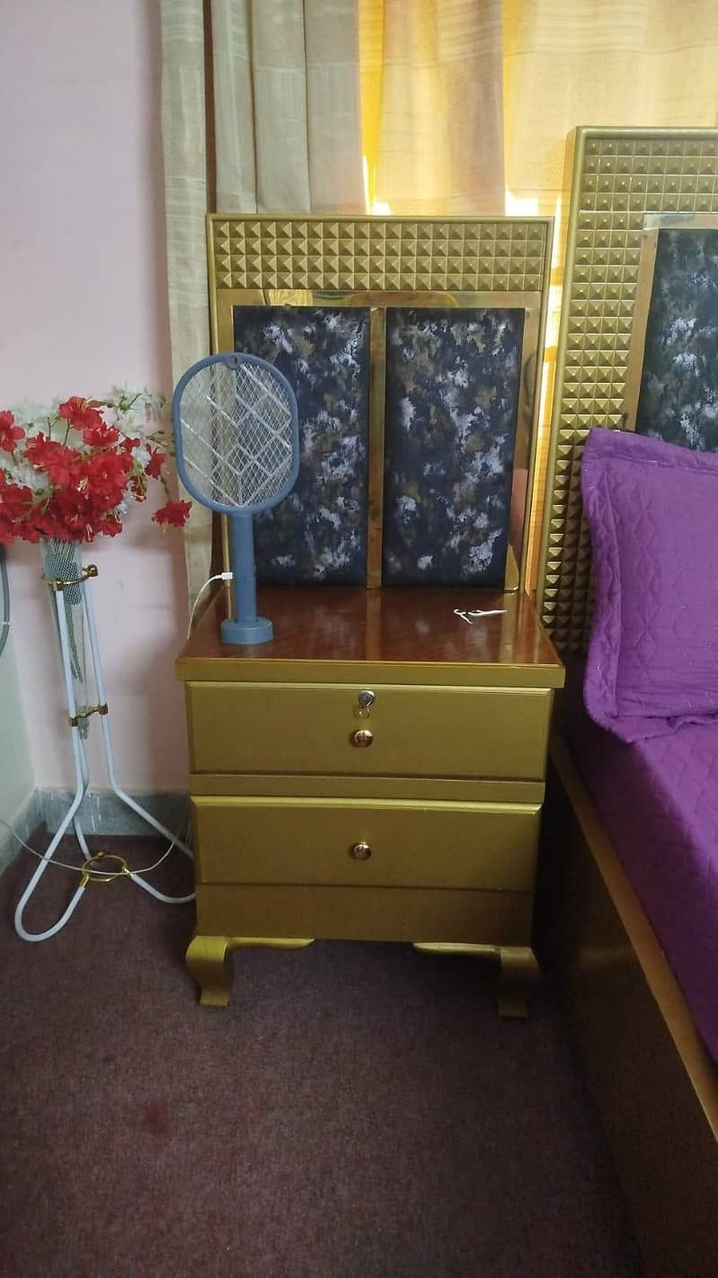 Bed Set with Side Table & Dressing 5